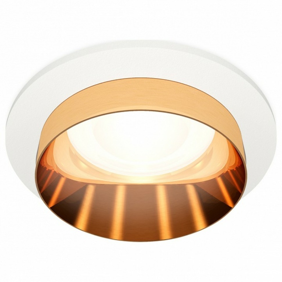 Фото Встраиваемый светильник Ambrella Light XC XC6512024 AMBR_XC6512024 - интернет-магазин МегаТерем в Москве