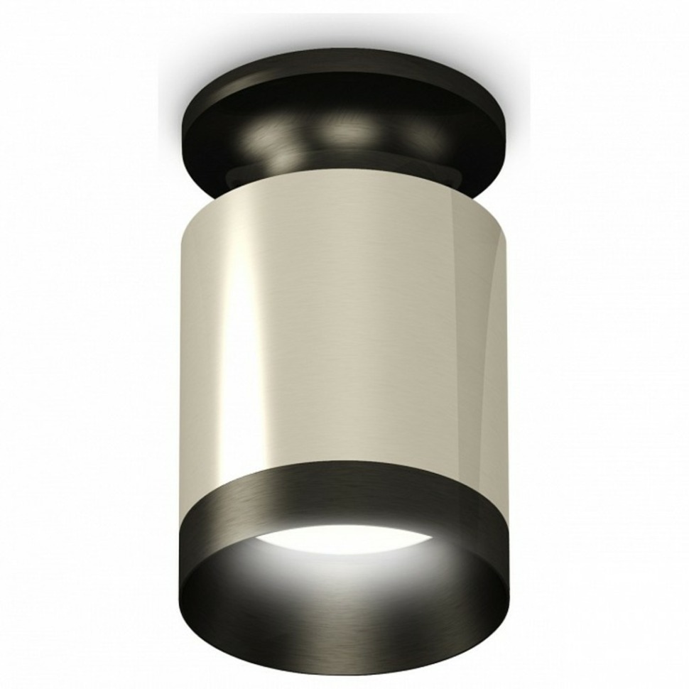 Фото Накладной светильник Ambrella Light XS XS6305062 AMBR_XS6305062 - интернет-магазин МегаТерем в Москве