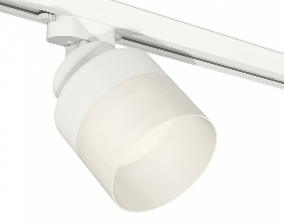 Фото Светильник на штанге Ambrella Light XT XT8101021 AMBR_XT8101021 - интернет-магазин МегаТерем в Москве