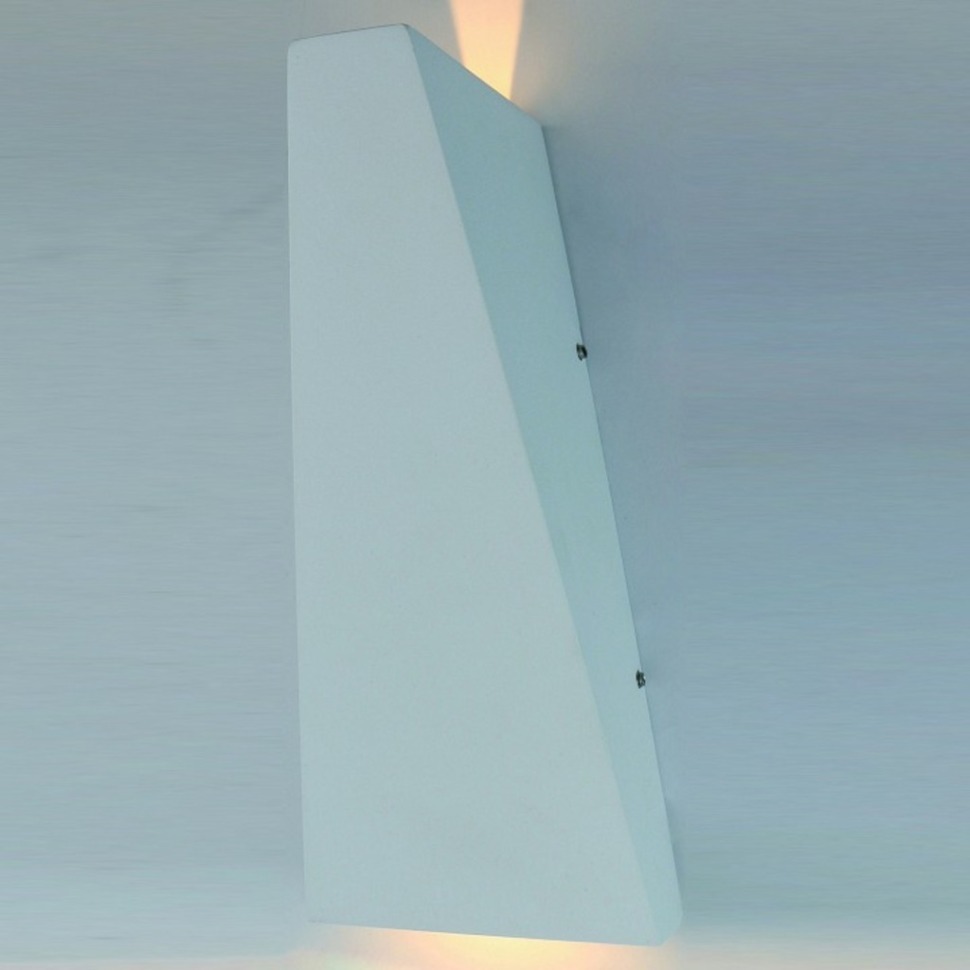 Фото Накладной светильник Arte Lamp Cometa A1524AL-1WH AR_A1524AL-1WH - интернет-магазин МегаТерем в Москве