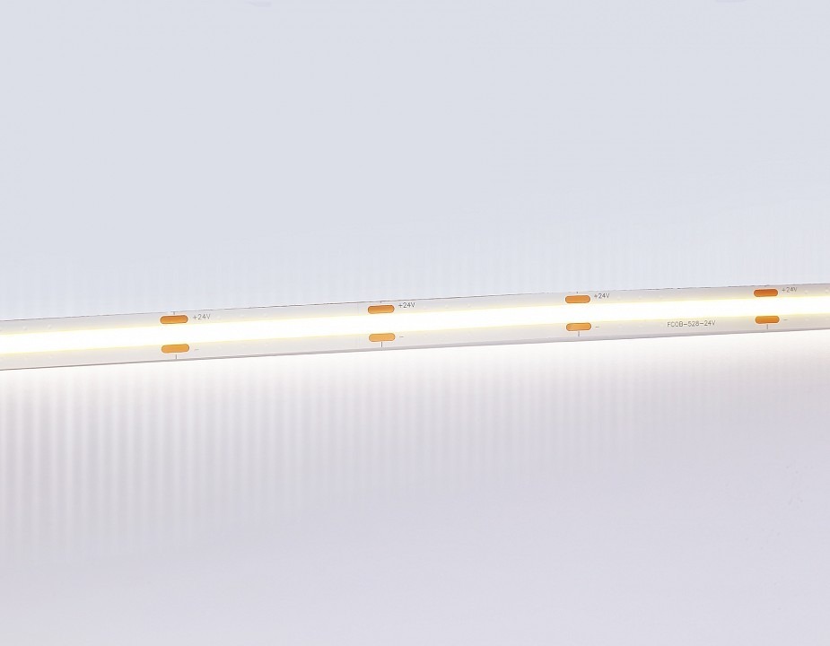 Фото Лента светодиодная Ambrella Light  GS4752 AMBR_GS4752 - интернет-магазин МегаТерем в Москве