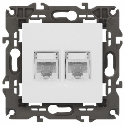 Розетка Ethernet RJ-45 без ...