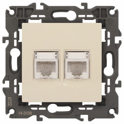 Розетка Ethernet RJ-45 без ...