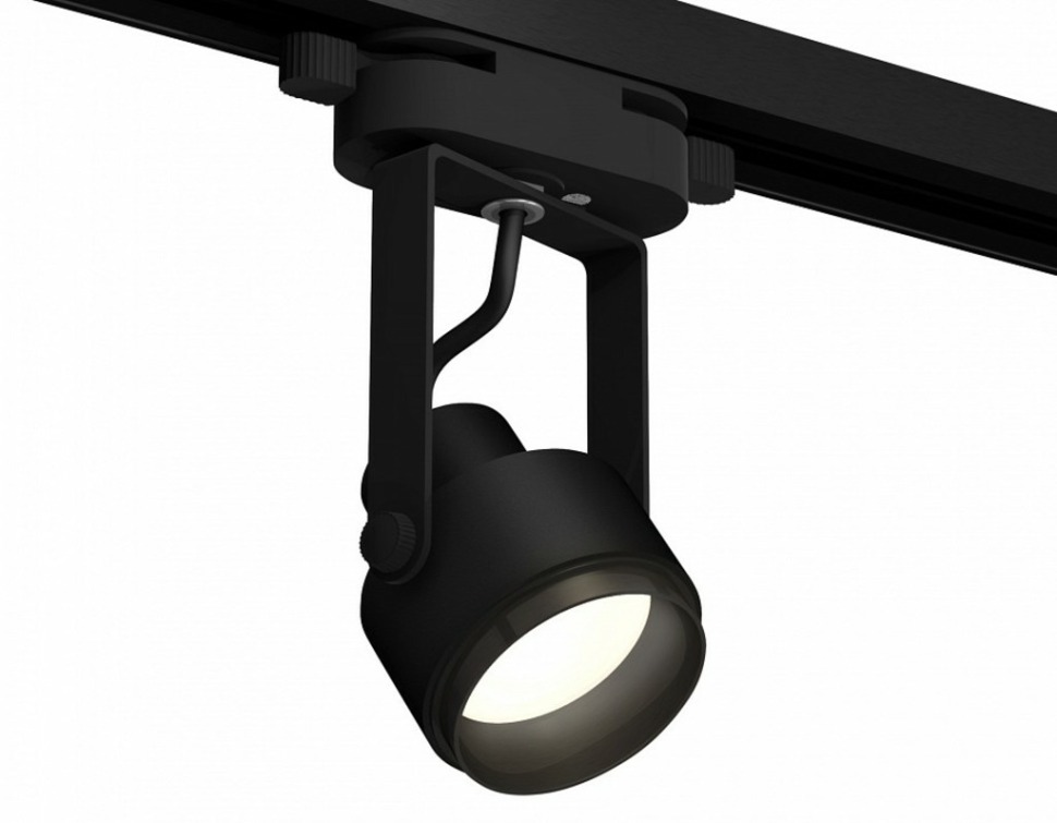 Фото Светильник на штанге Ambrella Light XT XT6602020 AMBR_XT6602020 - интернет-магазин МегаТерем в Москве