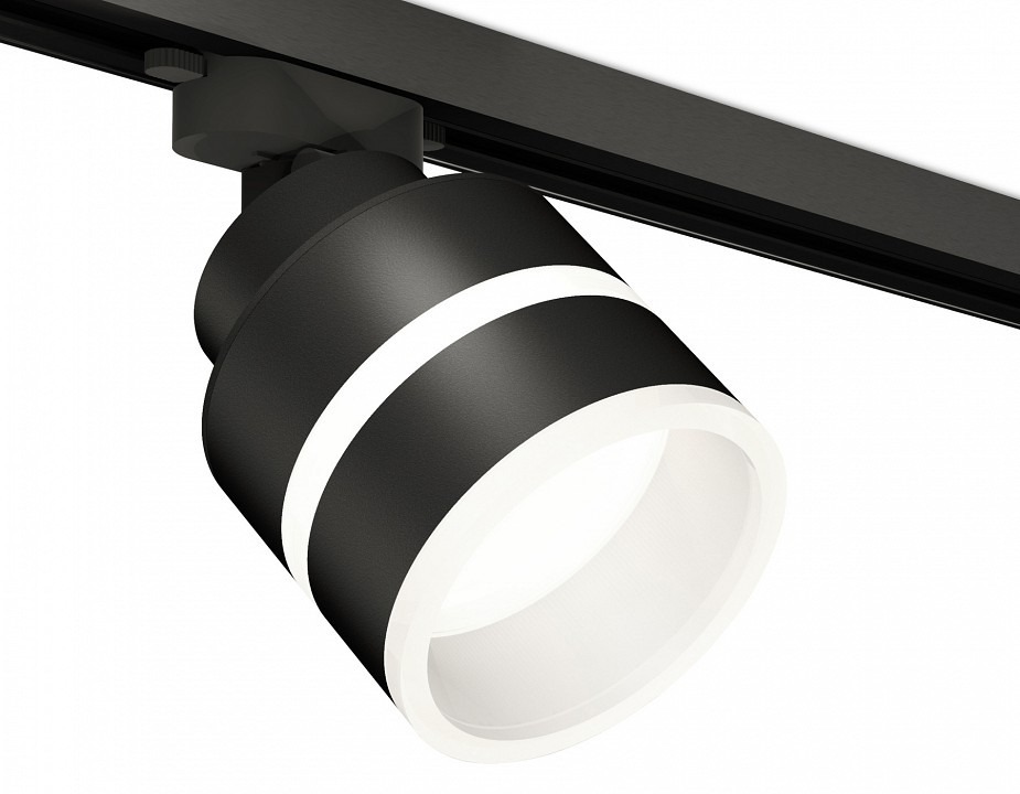 Фото Светильник на штанге Ambrella Light XT XT8102024 AMBR_XT8102024 - интернет-магазин МегаТерем в Москве