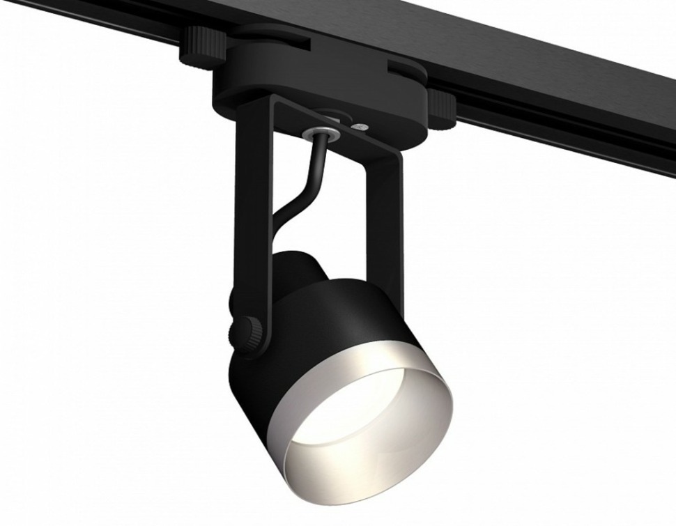 Фото Светильник на штанге Ambrella Light XT XT6602043 AMBR_XT6602043 - интернет-магазин МегаТерем в Москве
