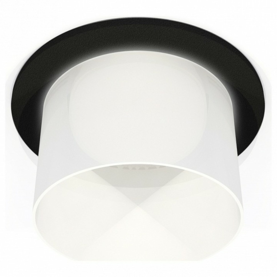 Фото Встраиваемый светильник Ambrella Light XC XC6513067 AMBR_XC6513067 - интернет-магазин МегаТерем в Москве