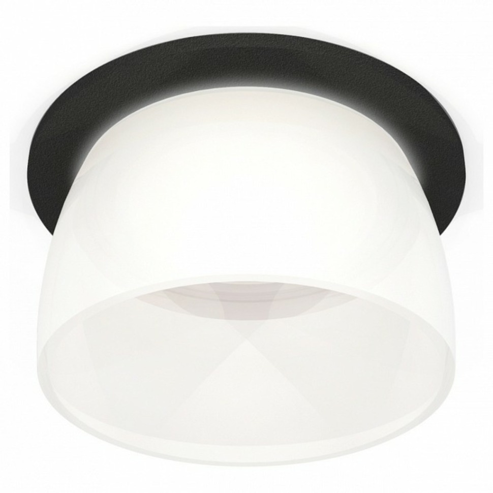 Фото Встраиваемый светильник Ambrella Light XC XC6513069 AMBR_XC6513069 - интернет-магазин МегаТерем в Москве