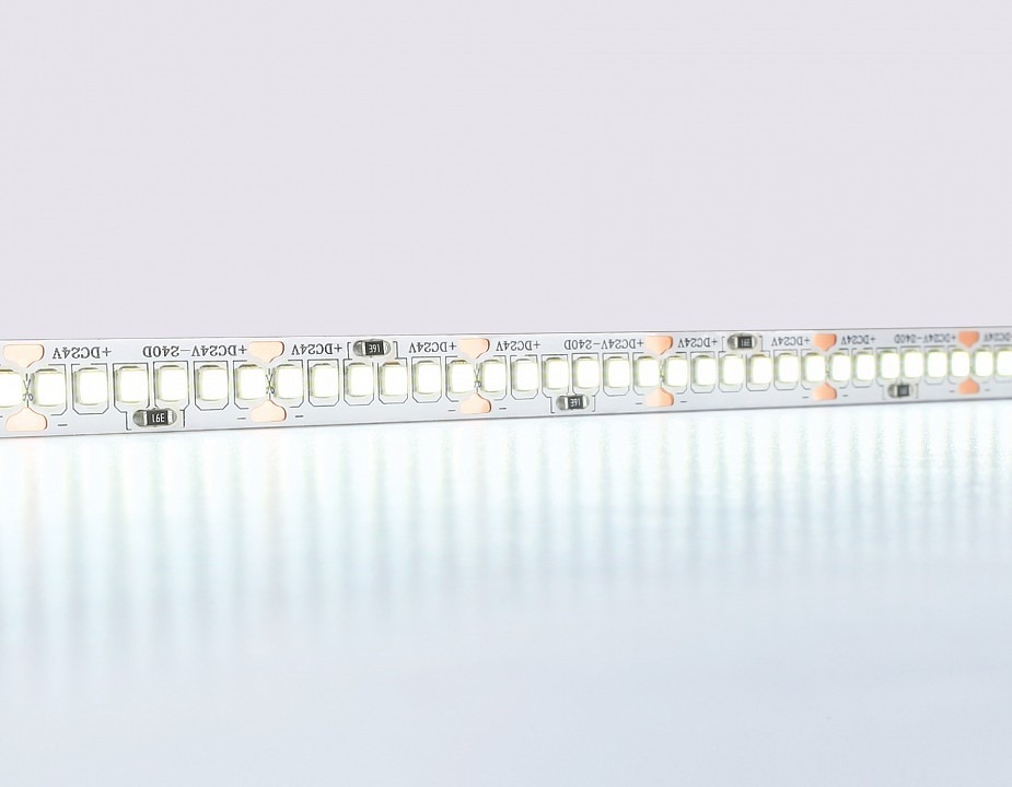 Фото Лента светодиодная Ambrella Light GS GS3303 AMBR_GS3303 - интернет-магазин МегаТерем в Москве