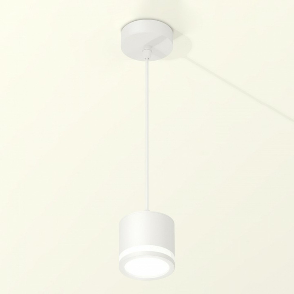Фото Подвесной светильник Ambrella Light XP XP8110020 AMBR_XP8110020 - интернет-магазин МегаТерем в Москве