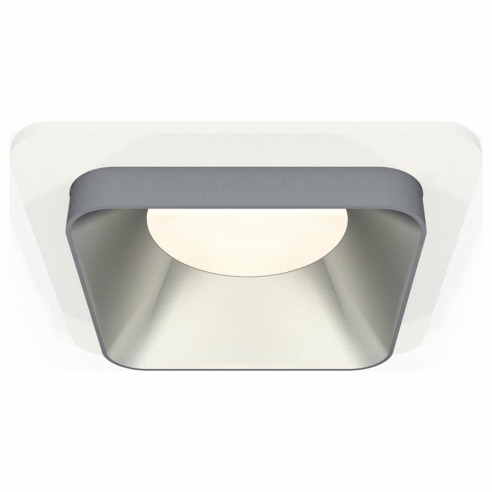 Фото Встраиваемый светильник Ambrella Light XC XC7901003 AMBR_XC7901003 - интернет-магазин МегаТерем в Москве