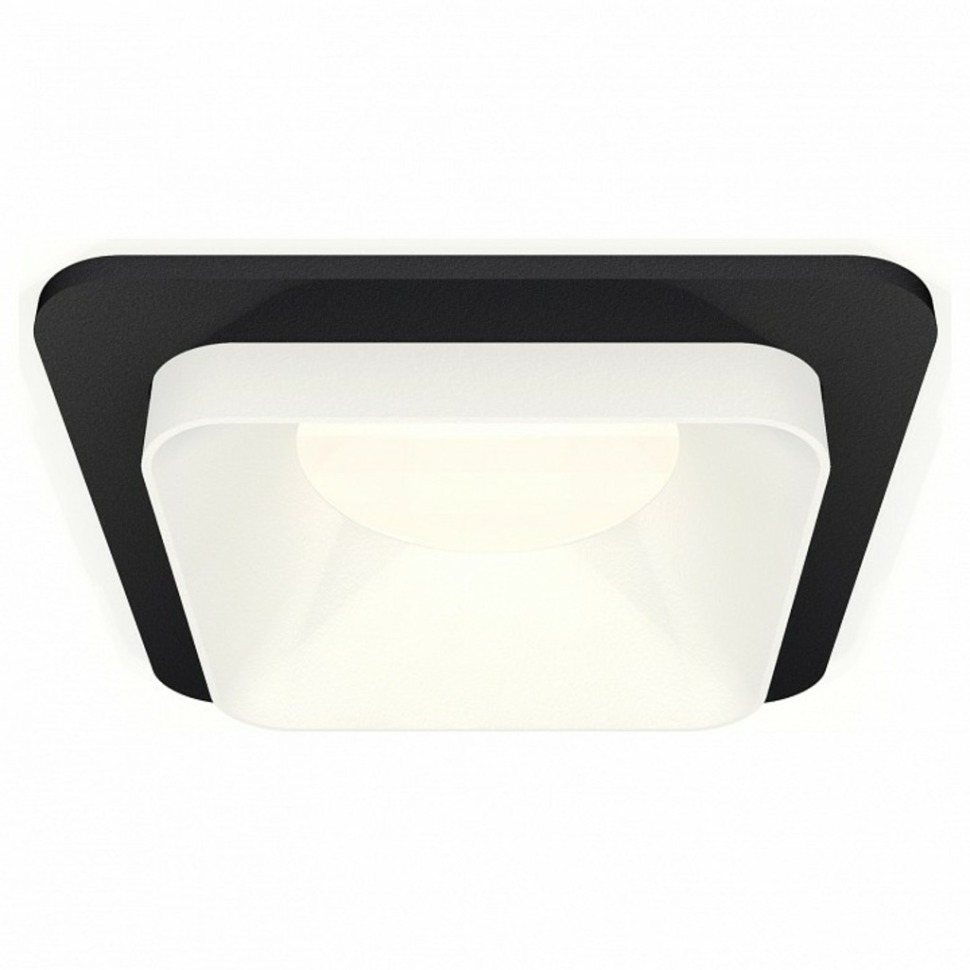 Фото Встраиваемый светильник Ambrella Light XC XC7902001 AMBR_XC7902001 - интернет-магазин МегаТерем в Москве