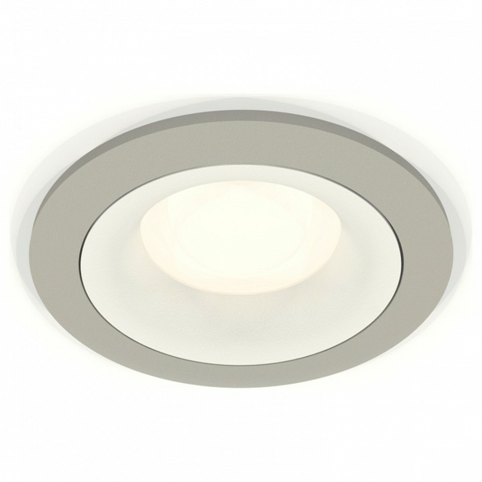 Фото Встраиваемый светильник Ambrella Light XC XC7623001 AMBR_XC7623001 - интернет-магазин МегаТерем в Москве