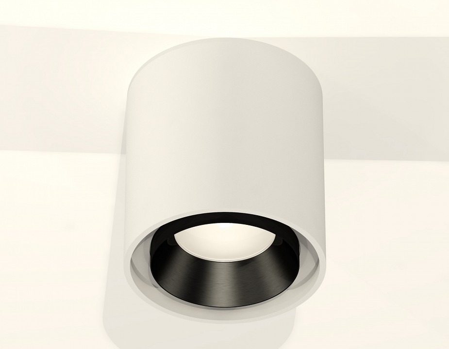 Фото Накладной светильник Ambrella Light XS XS7722002 AMBR_XS7722002 - интернет-магазин МегаТерем в Москве